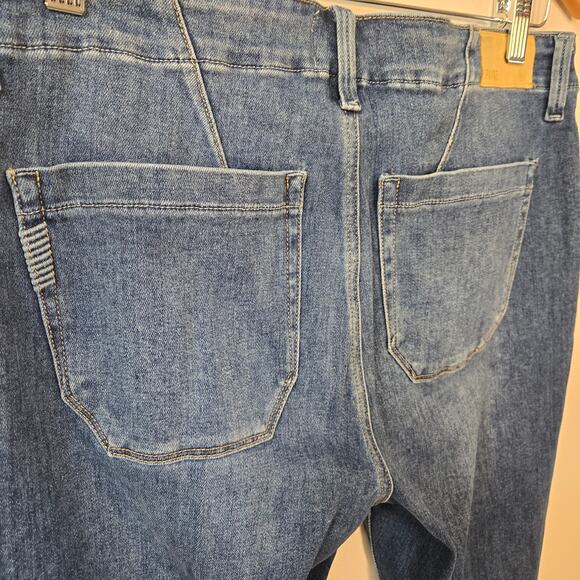 Paige Mayslie Ankle Straight Leg Jeans - Picture 4 of 9